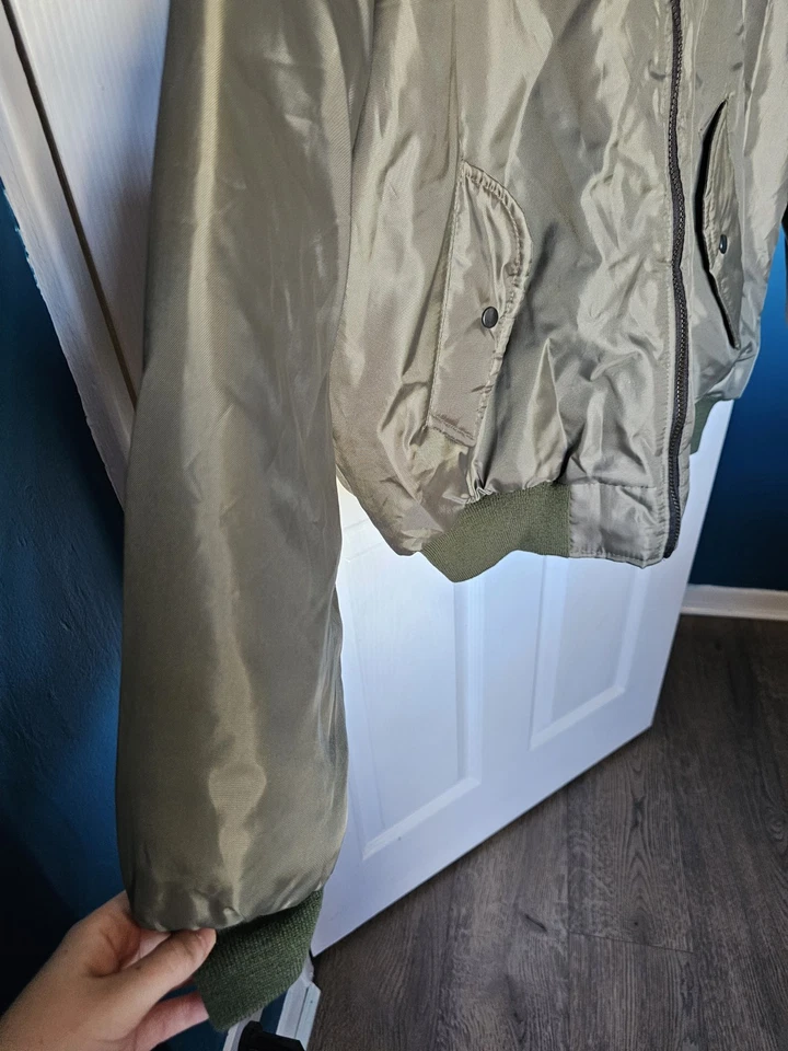 New England Olive Green Bomber Jacket MA1 Style Size S Made in England - Image 2 of 4