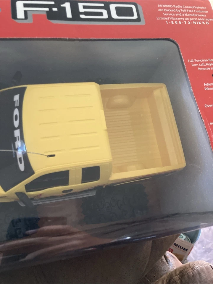 Vintage NIKKO Ford F150 Monster Truck 4X4 RC Radio Control Truck Yellow Car - Image 4 of 4
