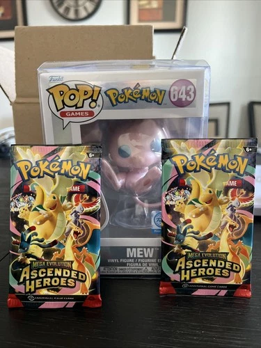 Funko Pop! Vinyl: Pokémon - Mew (Pearlescent) - Pokemon Center (Exclusive) #643