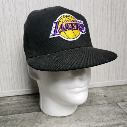 Los Angeles Lakers Black  NEW ERA 59FIFTY Fitted Hat, SIZE 7 1/4