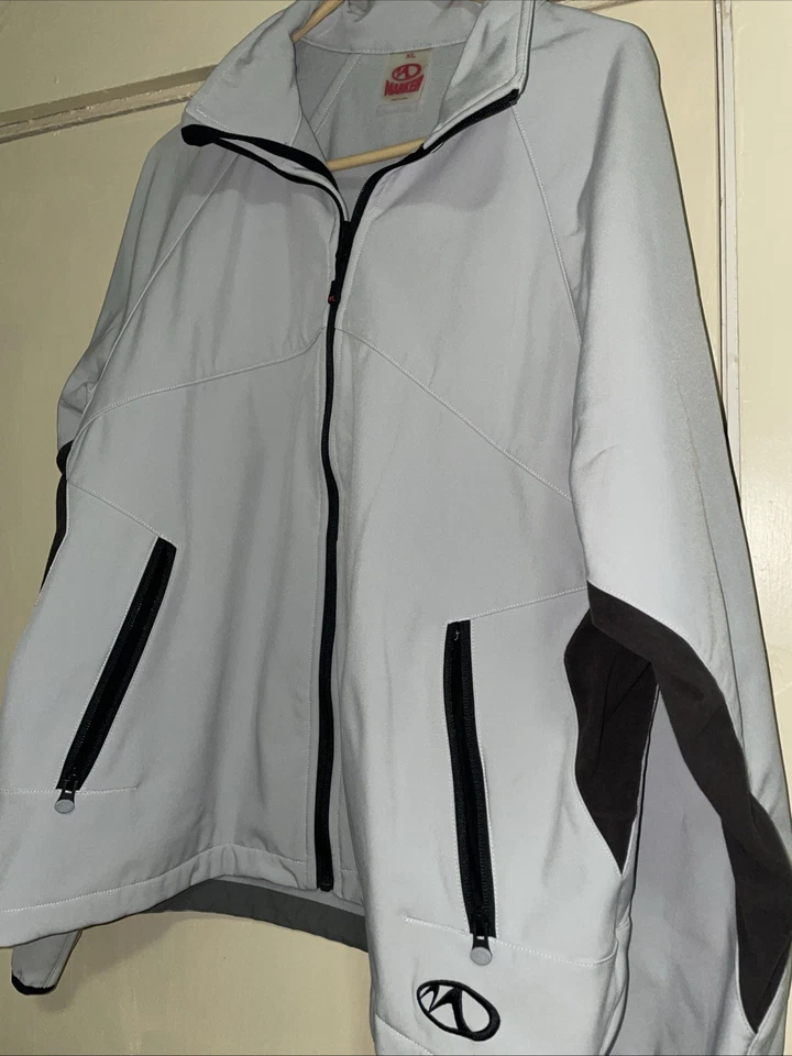 Marker Men’s She’ll Snowboard Jacket Size XL Off White - Image 2 of 4