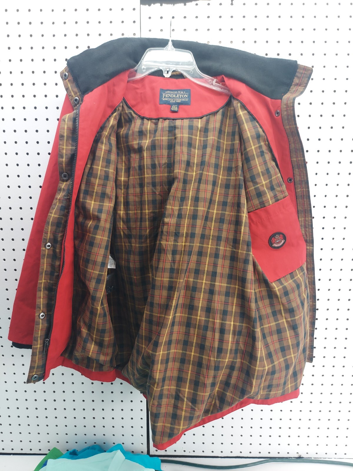 PENDLETON Red Full Zip Front Hooded Water Resista… - image 8