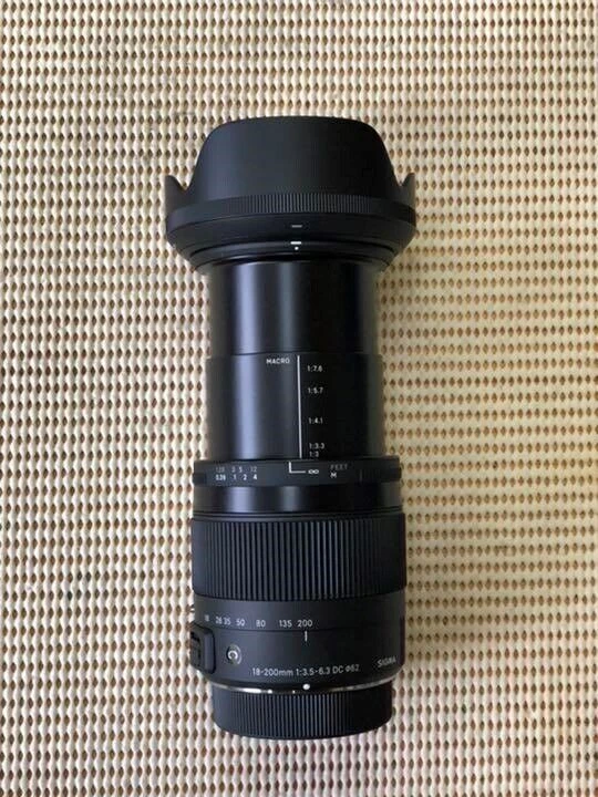 SIGMA 18-200mm F3.5-6.3 DC MACRO HSM Contemporary Zoom Lens for Pentax K Mount - Image 2 of 2