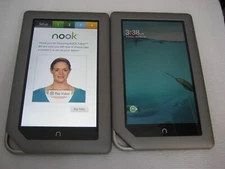 Lot of 2 - Barnes & Noble NOOK Color Tablet (BNRV200 / BNRV250)