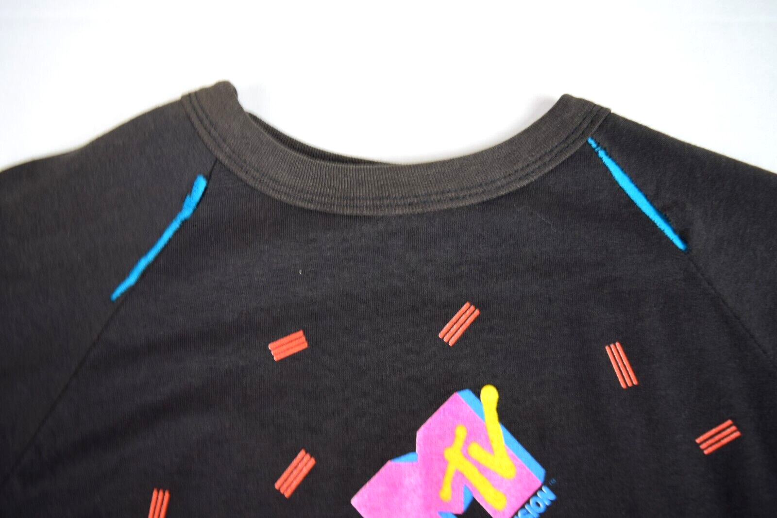 Band T-Shirt VTG 80s MTV Yes 1984 Summer Tour of … - image 4