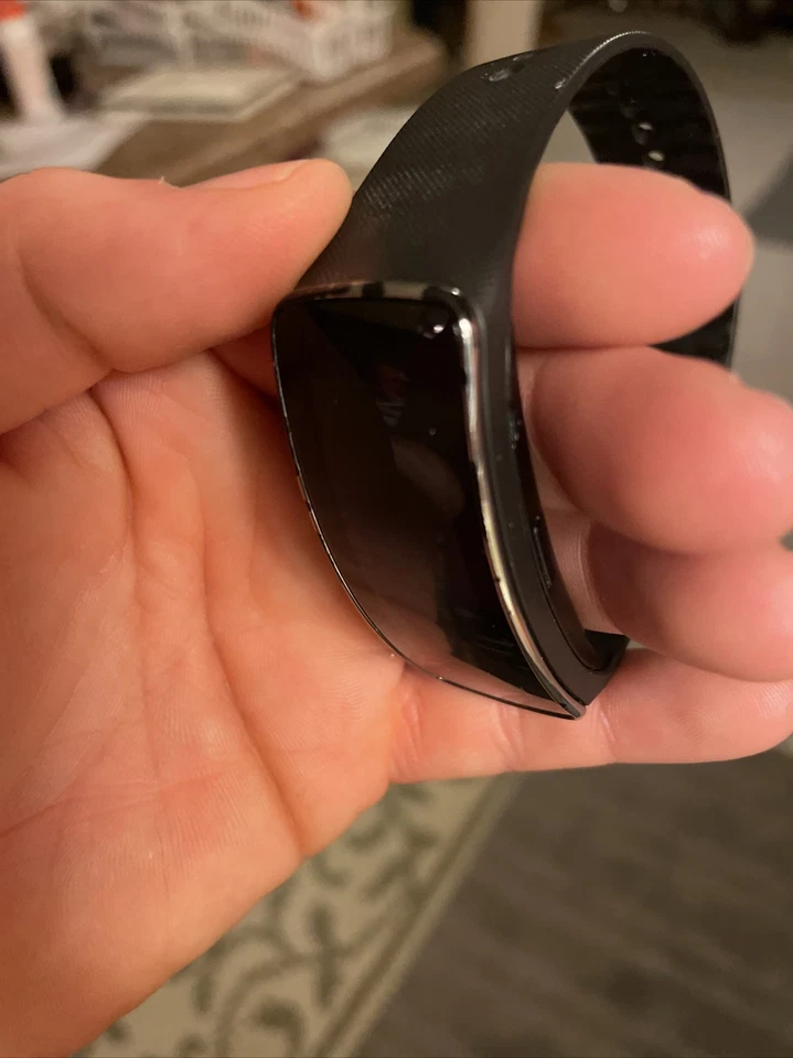 Samsung Galaxy Gear Fit Smart Watch - Black (SM-R350) - Image 3 of 4