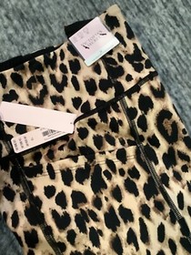 Victoria's Secret Pink Leopard Campus Tee Shirt + Ankle Leggings Set M 12 NWT