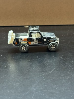 2018 SPEED BLUR Design 1967 JEEPSTER COMMANDO  black;white   LOOSE Hot Wheels