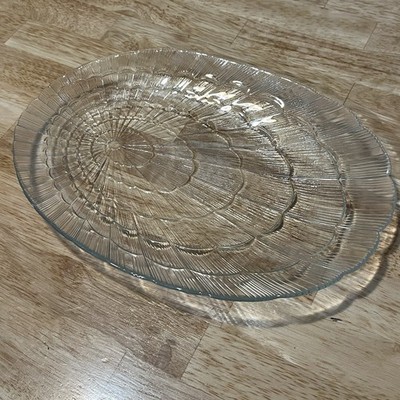 Pasabahce Clear Glass Oval Shell Pattern Salad Appetizer Seafood Plate