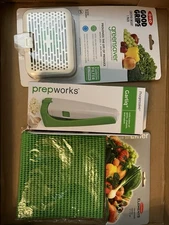 OXO Good Grips GREENSAVER Produce Veggie Saver CRISPER INSERT + 4 Filters