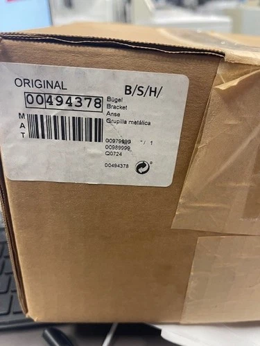Bosch 00494378 BRACKET BRAND NEW IN OPENED BOX  WHICH WAS OPENED BY MISTAKE