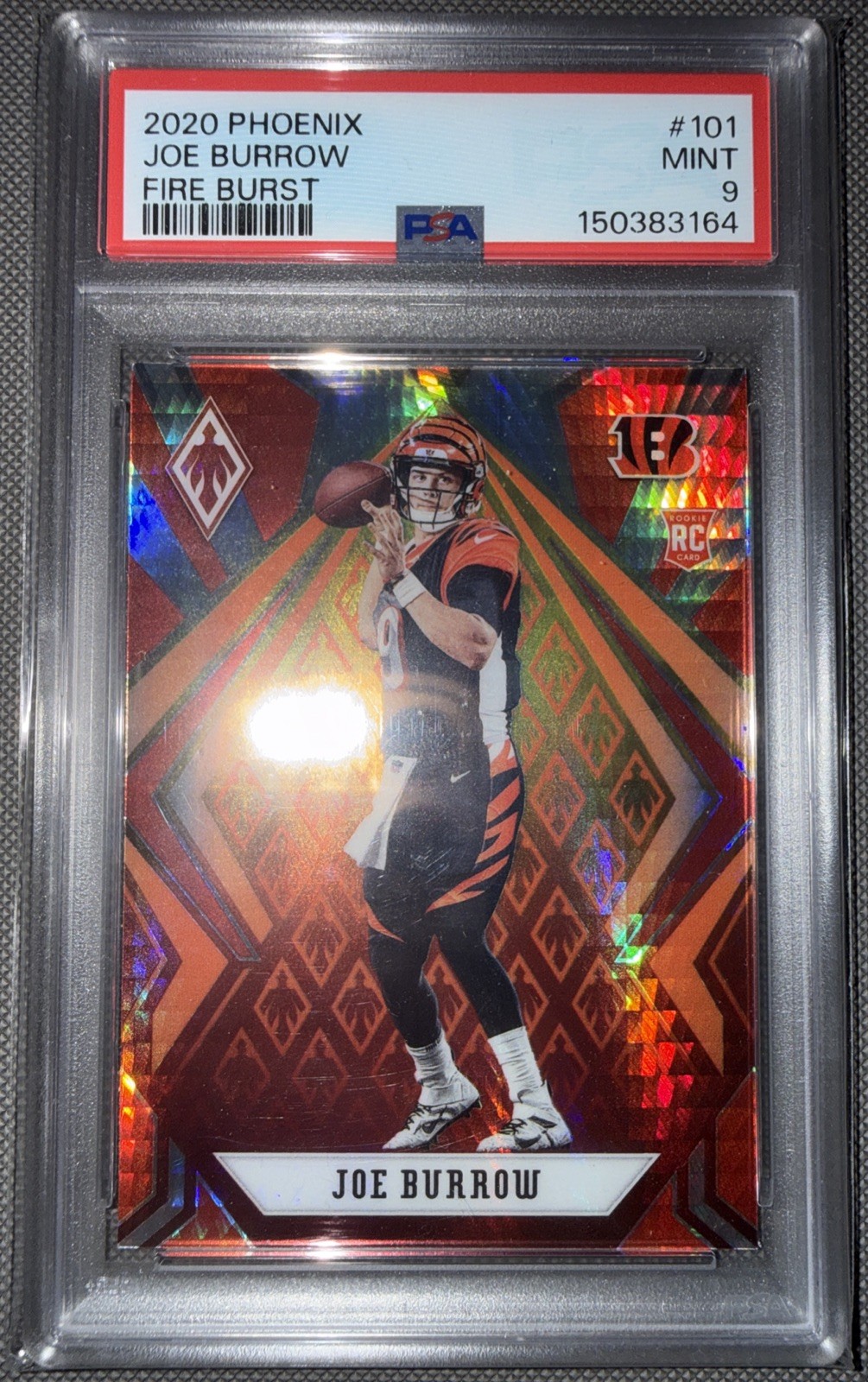 2020 Panini Phoenix - Rookies Joe Burrow #101 Fire Burst (RC)
