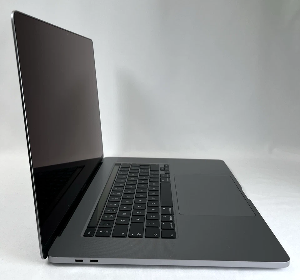 Apple MacBook Pro 16" 2019 A2141 Core i9 32GB RAM 1TB NVMe US Layout Radeon Pro - Image 3 of 4