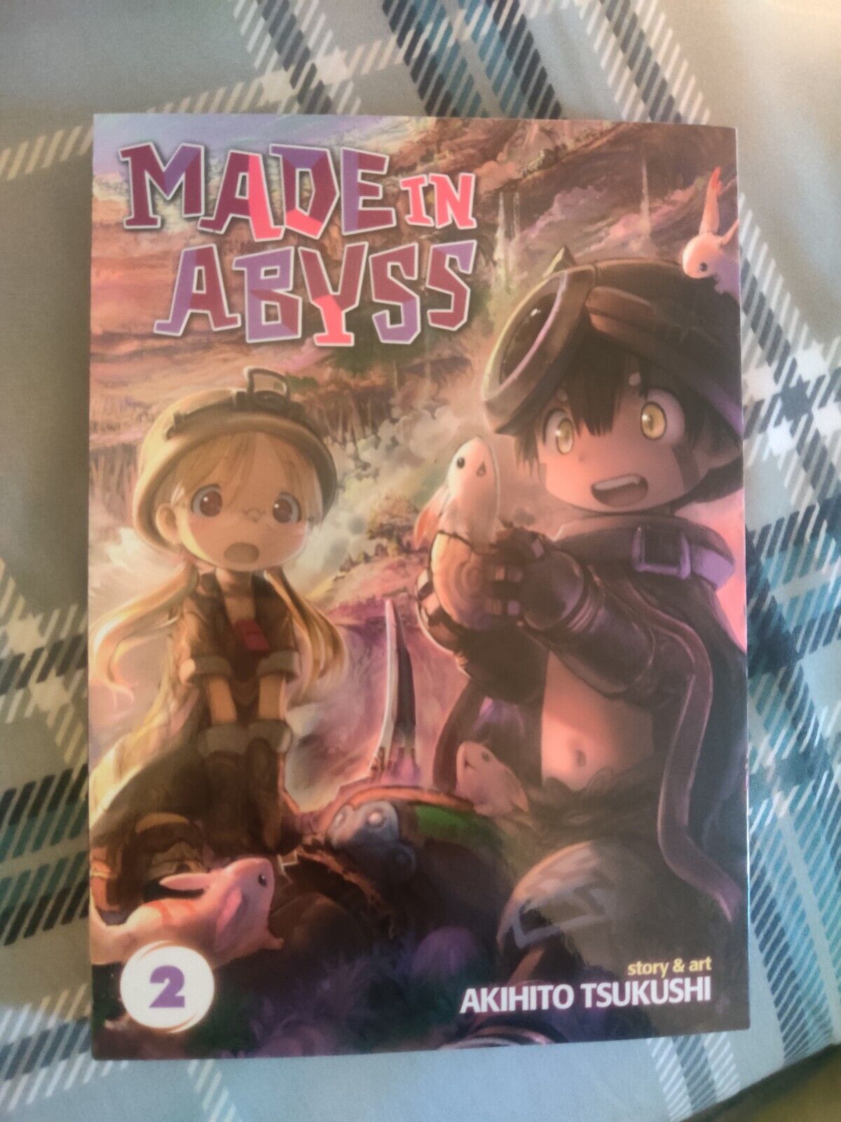 Made in Abyss Vol.2