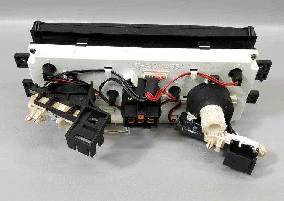 Монтируемый на приборную панель блок управления отопителем переменного тока подходит для Chevy Aveo 2004-2008 годов выпуска - Изображение 4 из 4