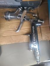Iwata W400 Lv1 Spray Gun 1.8 Tip