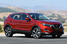 Nissan Rogue Sport WHEEL NUT ALL PARTS AVAILABLE BREAKING