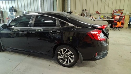 Used Wheel fits: 2018 Honda Civic 16x7 alloy gray inlay Sdn Grade C - Picture 20 of 24