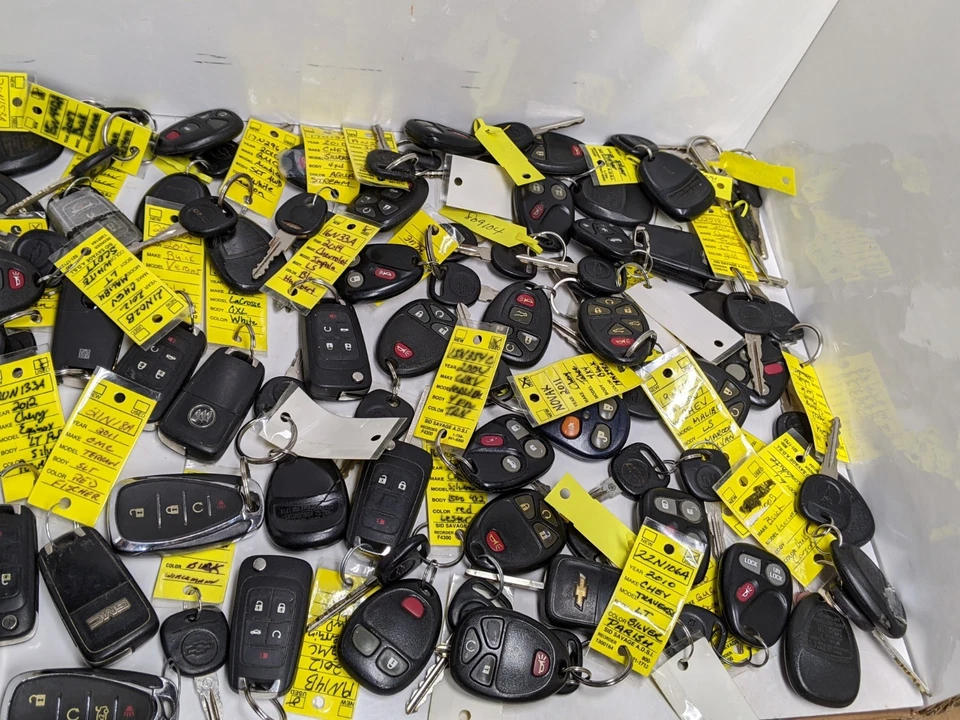 LOTE DE 76 MANDOS A DISTANCIA INTELIGENTES OEM GM Cadillac Buick GMC Chevrolet Pontiac Foto 3 de 4