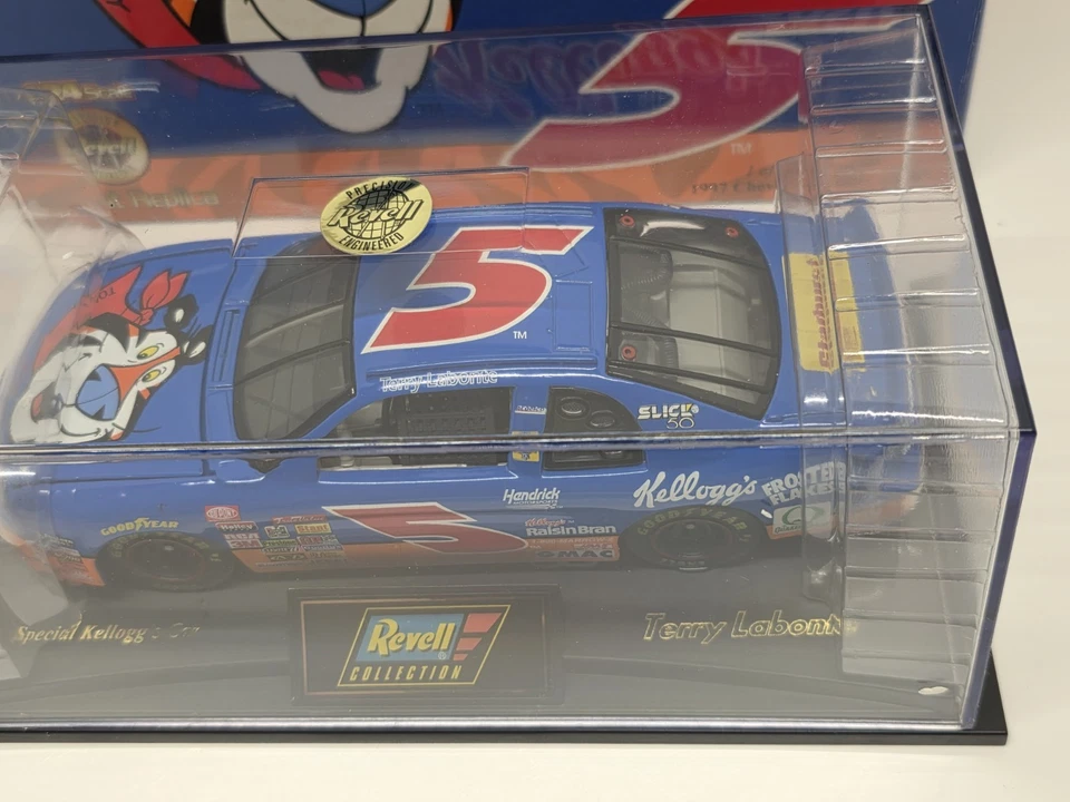 Coche diecast Chevrolet Monte Carlo Revell Kellogg’s Frosted Flakes NUEVO en caja  Foto 3 de 4