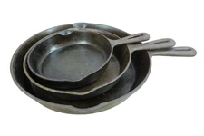 Vintage Cast Iron Skillets Frying Pans Taiwan Made Preseasoned Cookware Set of 3