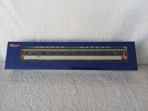 Roco HO 45748 SNCF 1. 2. Klasse Corail Reisezugwagen Nudel Logo werkseitig versiegeltes Modell | Zustand: New
