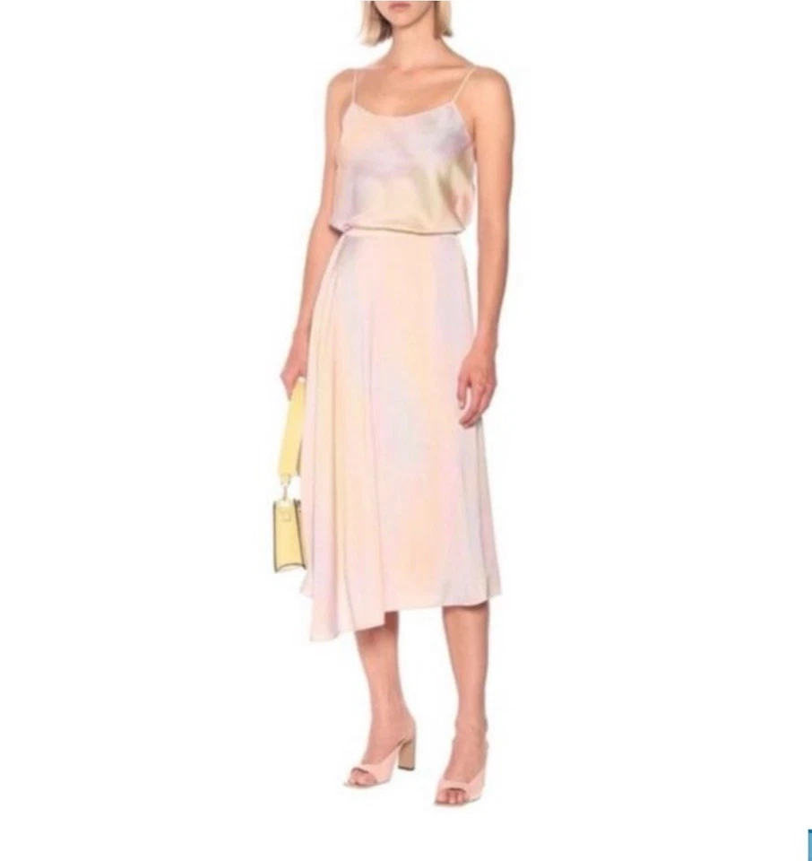 Falda midi de satén estampada asimétrica Vince en arco iris multicolor $325 talla 8 Foto 4 de 4