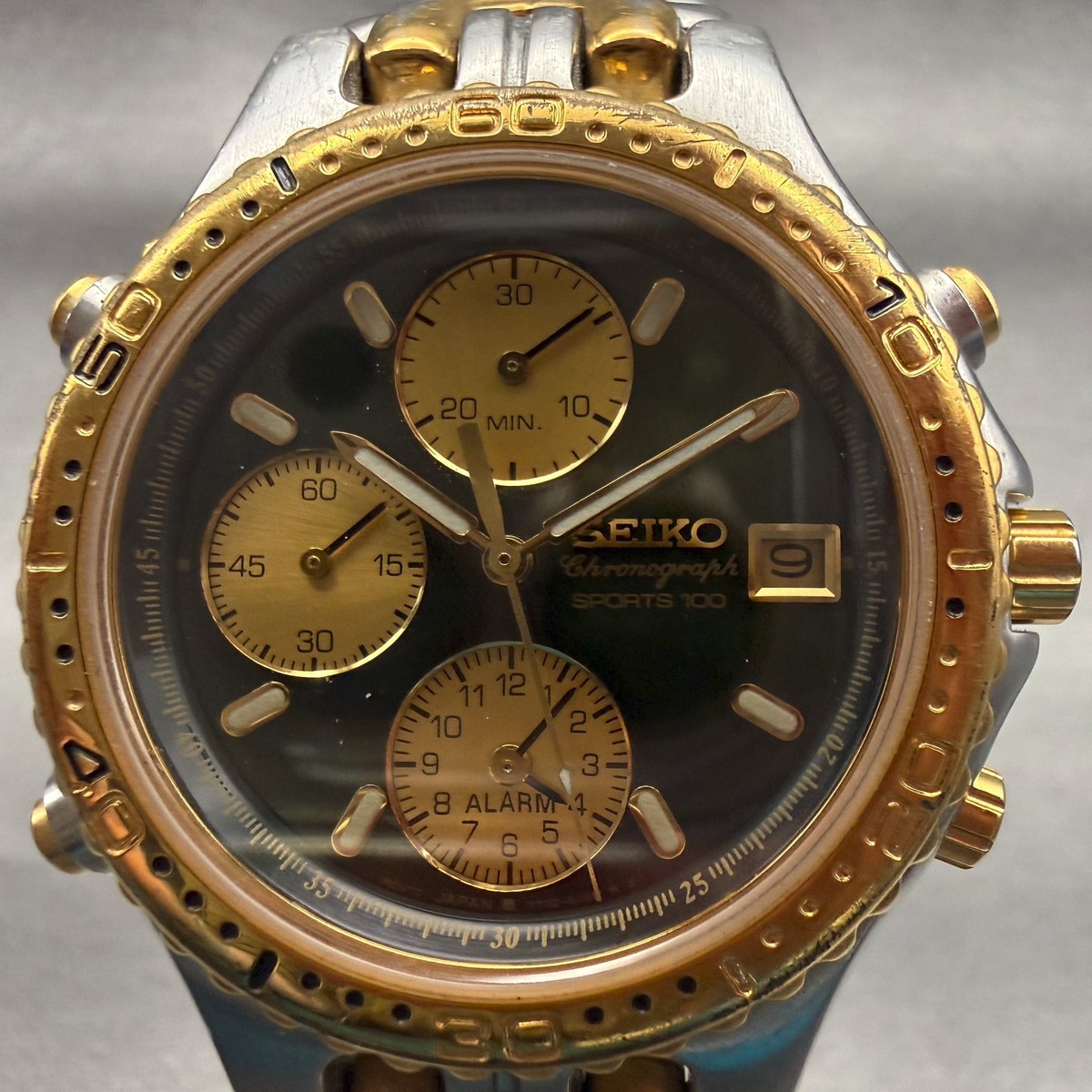 ク*ー様 時計　まとめ　ジャンク　27本　SEIKO　CASIO　テクノス Seiko Chronograph Watch Men 37mm Green Dial Two Tone Date 7T32