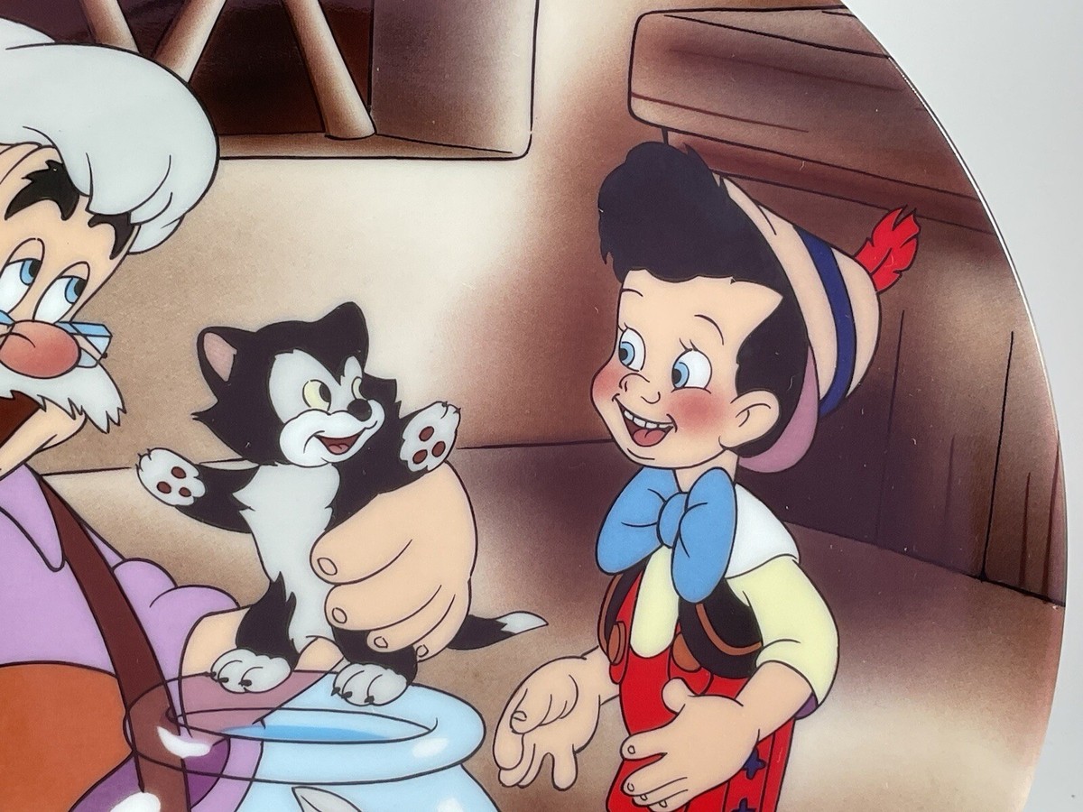 Disney Pinocchio story Collection 掛け時計 Disney Pinocchio Story Collection Wall Clock Tunisia | Ubuy