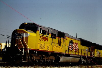 UP 3909 : Union Pacific Original Kodak Dia mit Flaggenfarbe - Montgomery