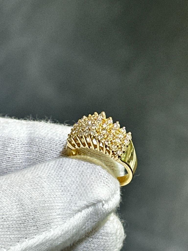 14k Yellow Gold & Diamonds Pyramid Design Diamond Band Ring 14k Yellow Gold & Diamonds Pyramid Design Diamond Band Ring