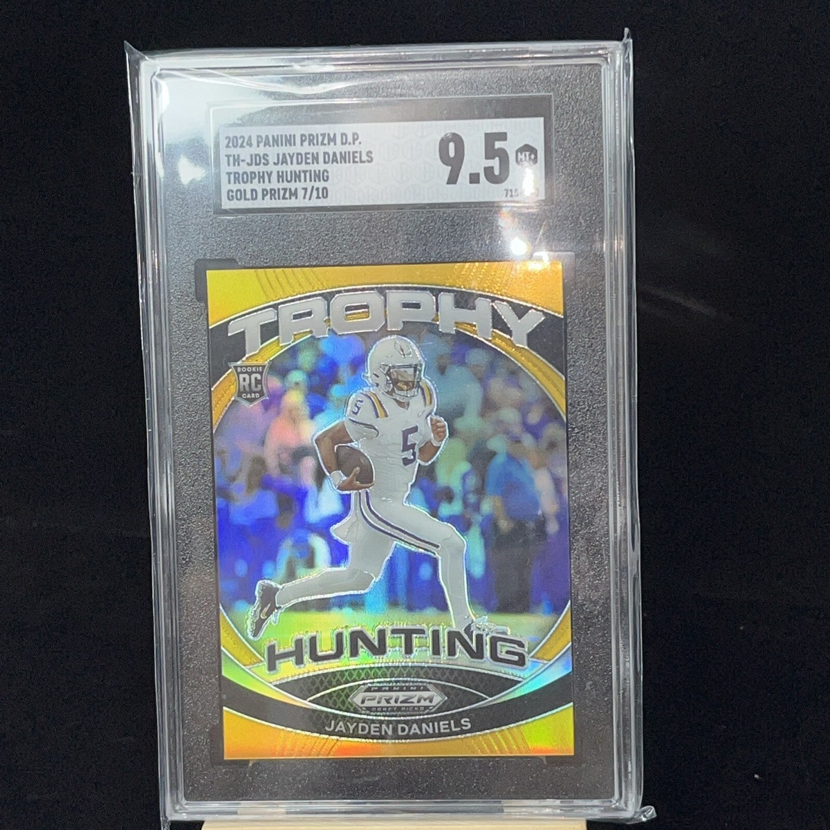 Jayden Daniels Gold Prizm #/10 - 2024 Draft Picks - Trophy Hunting