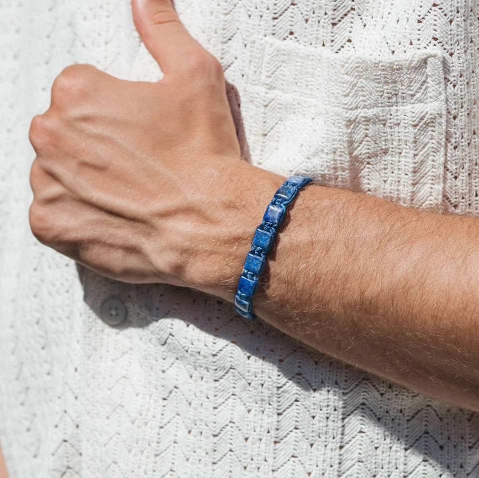 Potente pulsera de protección curativa de piedra azul lapislázuli natural para hombres y mujeres Foto 4 de 4