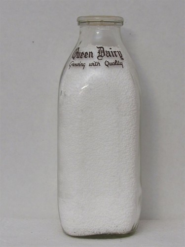 SSPQ Milk Bottle Queen Dairy Lancaster PA LANCASTER COUNTY Lancaster's Finest 69 - Picture 2 of 2