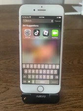 Apple iPhone 7 - 32 GB - Pink T-Mobile with Tik Tok app