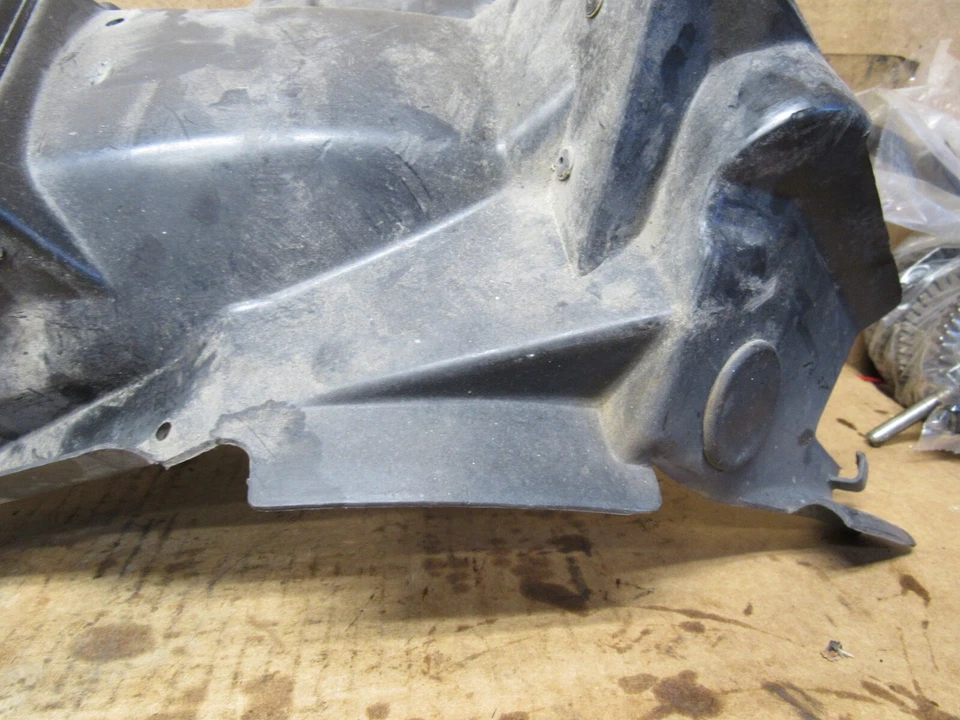 Guardabarros interior trasero Yamaha Virago 750 XV750 1981 4X7-21620-00-00 Foto 3 de 4