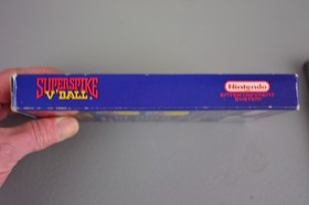 Super Spike V'Ball (Nintendo Entertainment System, NES 1990) con caja limpia