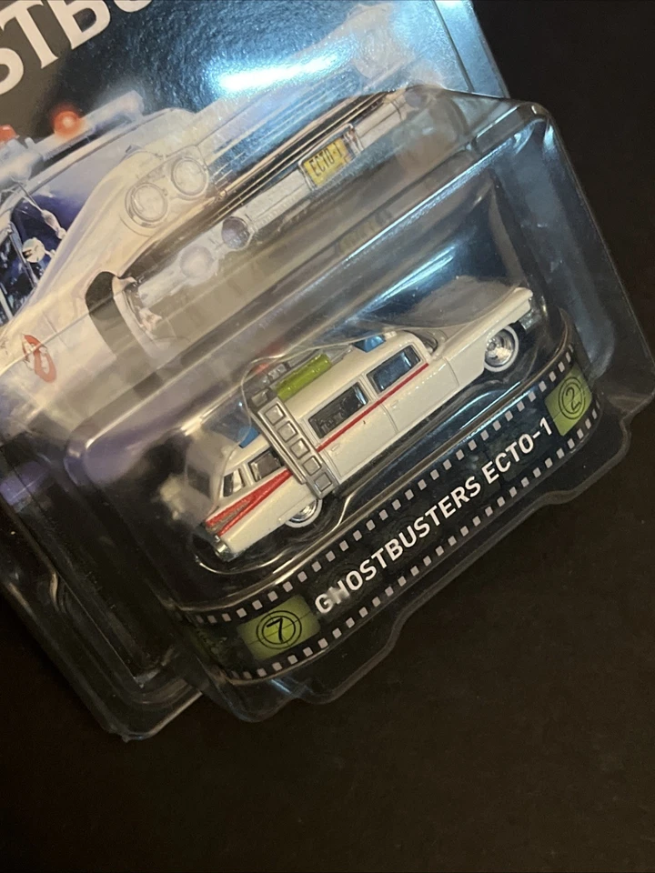 Hot Wheels 2016 - Ghostbusters Ecto-1 Wwsrr (White) A Case - ERROR missing decos - Image 4 of 4