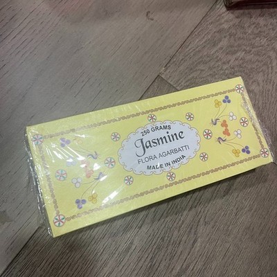 Flora Agarbatti Natural Jasmine Fragrance Hand Rolled Incense Sticks 250 Grams