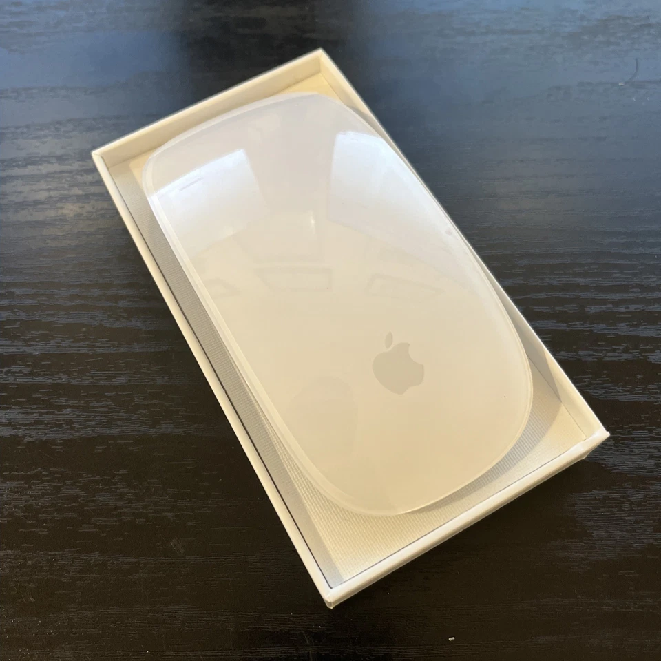 Apple Magic Mouse 2 with Lightning Cable A1657 - Silver White MK2E3AM/A - Image 2 of 4