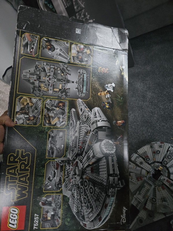 LEGO Star Wars Millennium Falcon 75257 Building Kit
