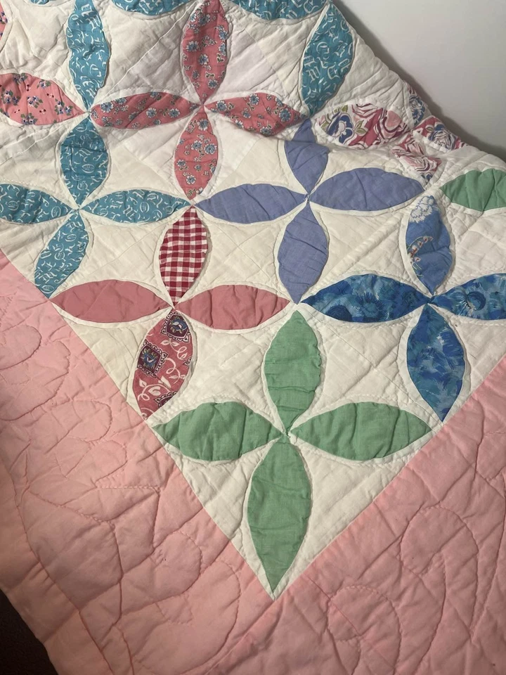 Edredón acolchado a mano con cáscara de naranja rosa azul floral retazos estilo cottagecore Foto 3 de 4