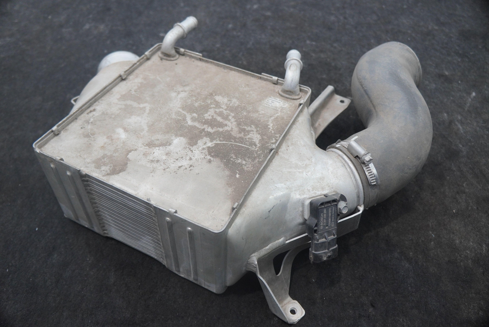 Rear Left Engine Turbo Intercooler Charge Air Cooler 14F0657CP McLaren 720S 2018