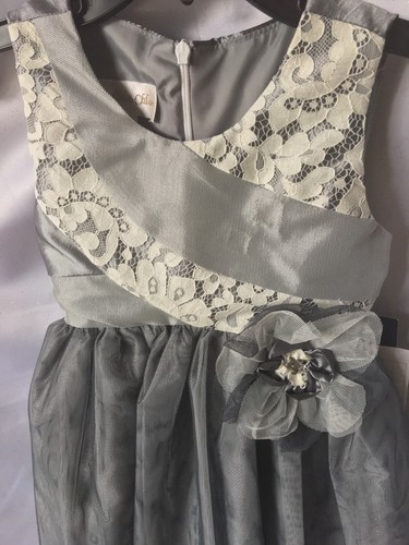 Isobella and Chloe Girls Gray Lace Top Party Dress Sz 5-New - Picture 3 of 9