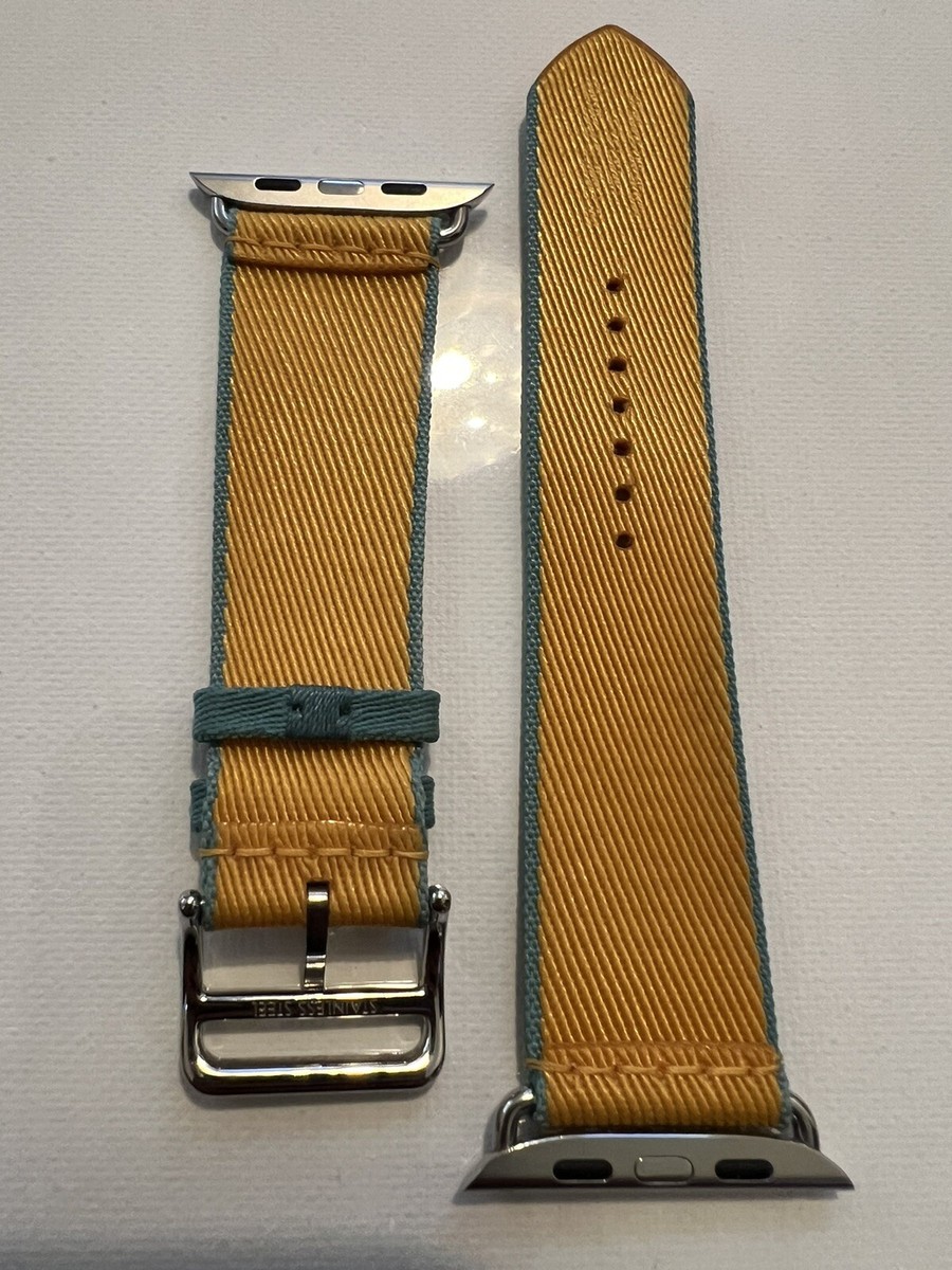Apple Watch Hermès - 45mm Jaune d'Or/Bleu Jean Twill Jump Single Tour Band | eBay Apple Watch Hermès - 45mm Jaune d'Or/Bleu Jean Twill Jump Single Tour Band | eBay