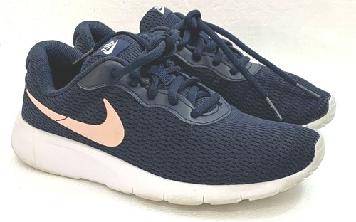 nike tanjun navy blue