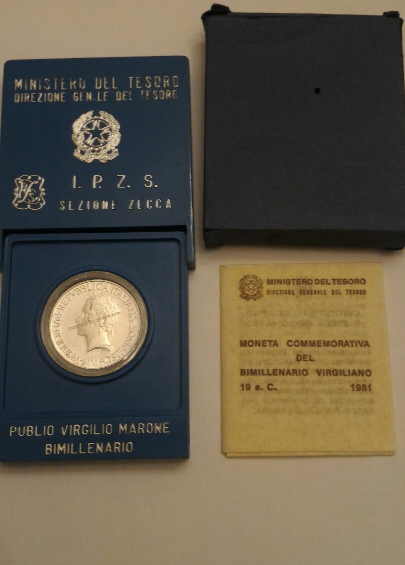 Foto 1 di 3