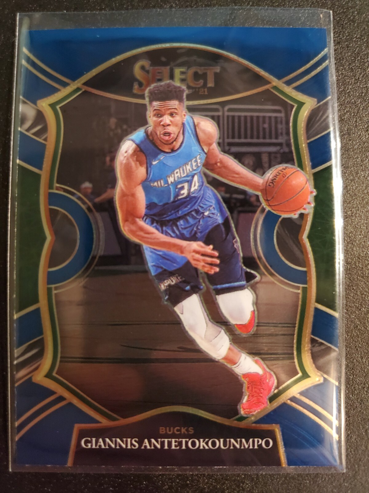2020-2021 Select Basketball Giannis Antetokounmpo Concourse Blue #54