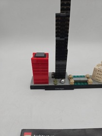 LEGO ARCHITECTURE - CHICAGO 21033 Complete with Original Manual Oem Lego See 