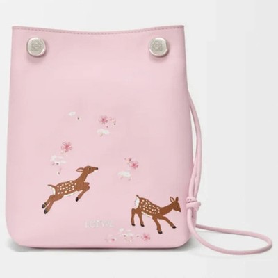 【新品未使用】LOEWE x Suna Fujita うさぎ ウォッシュバッグ LOEWE x Suna Fujita Calfskin Stag Pouch - Blossom (JP) | eBay